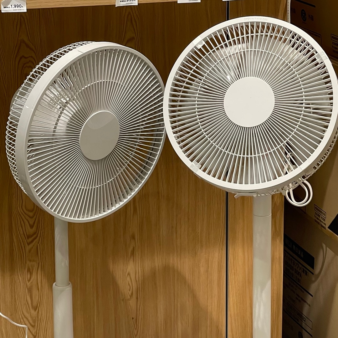 無印良品 MUJI おしゃれ♪ ３D首振り♪ DCリビング扇風機 リモコン付き 360度首振り機能付きサーキュレーター18畳 | 無印良品
